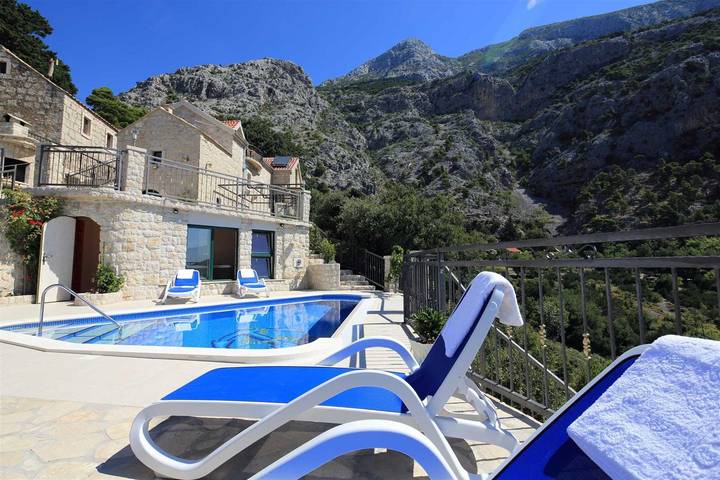Ferienhaus für 8 Personen, mit Balkon in Makarska - 2