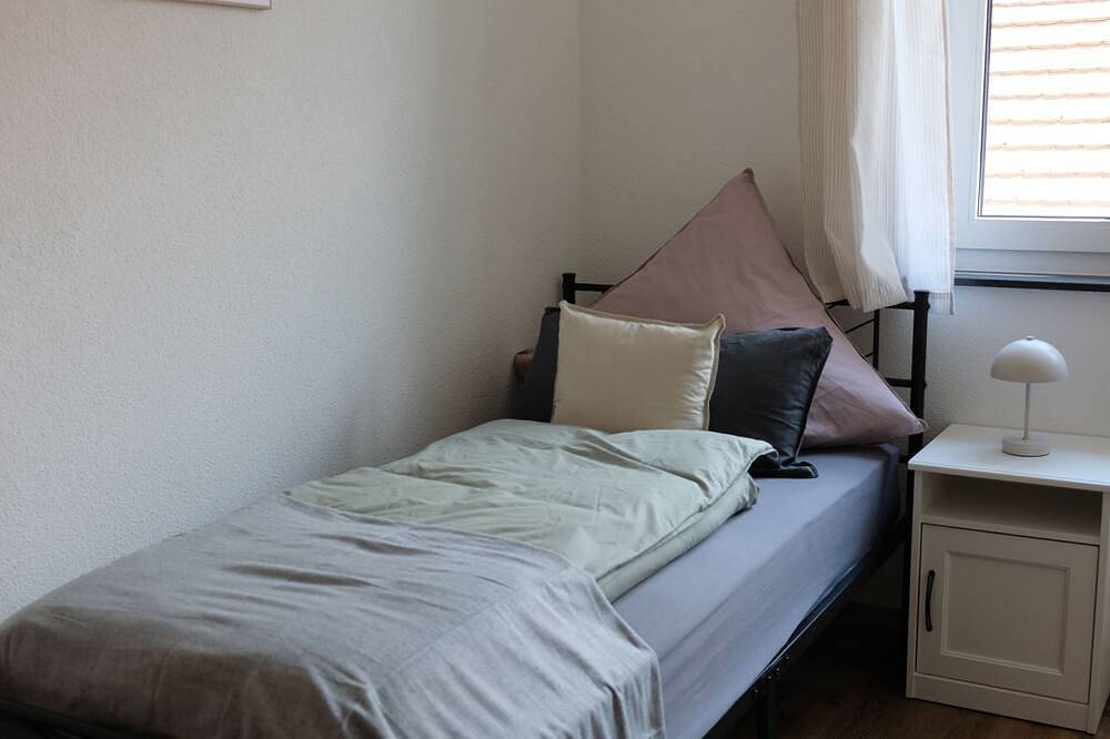 Ganze Wohnung, Wohnung mit 3 Schlafzimmern und Balkon in Ravensburg, Region Bodensee-Oberschwaben