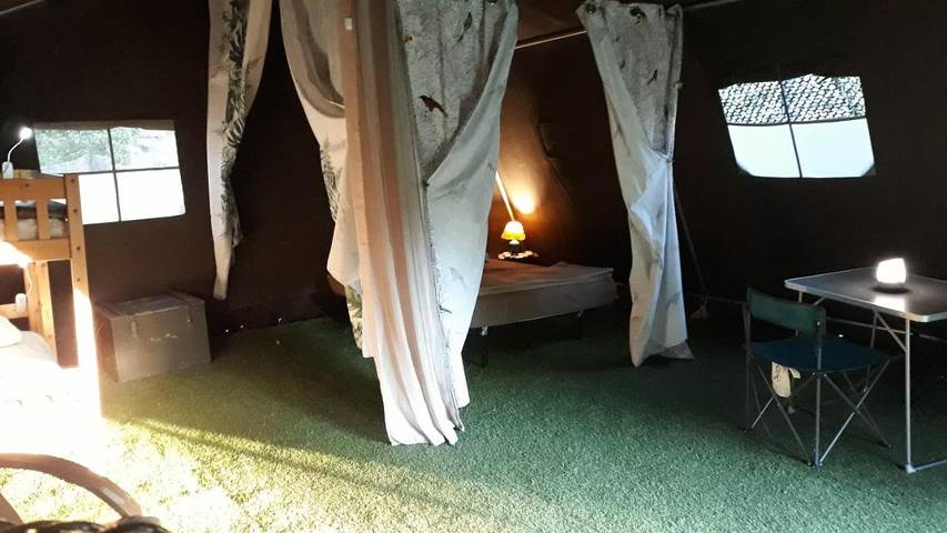 Tente pour 4 personnes, avec vue ainsi que jardin et terrasse dans le Gard - 4