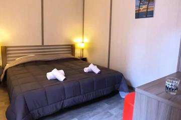 Camping pour 6 Personnes dans Lège-Cap-Ferret, Bassin d'Arcachon, Photo 1