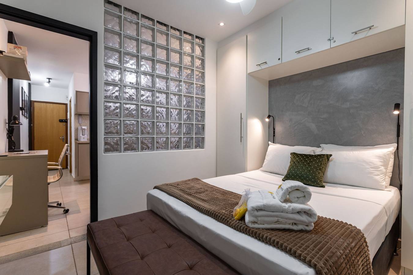 Entire apartment, In front of the underground and 8 minutes from the beach | Sf228 in Copacabana, Rio de Janeiro