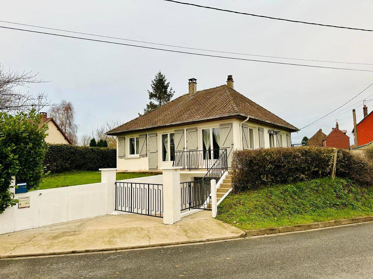 Two-Bedroom House in Woincourt, Région d'Abbeville