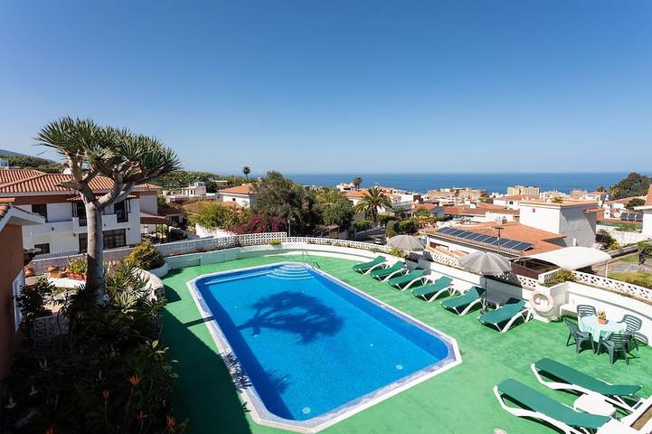 Appartement de vacances pour 4 personnes, avec balcon ainsi que piscine et jardin - 1