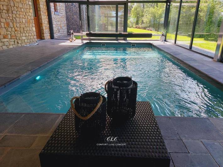 Location de vacances pour 8 personnes, avec piscine ainsi que jacuzzi et jardin à Welkenraedt