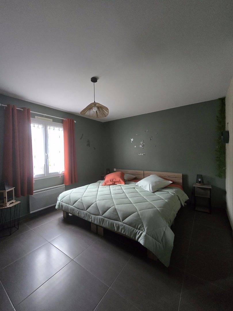 Chambres d'hôtes de la Parée Verte - Chambre "La Foret" in Saint-Jean-de-Monts, Vendée