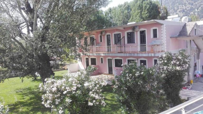 Appartement de vacances pour 4 personnes, avec jardin et vue, animaux acceptés