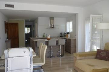 Apartamento De Férias para 4 Pessoas em Urbanizacion Moana, Mijas, Foto 3