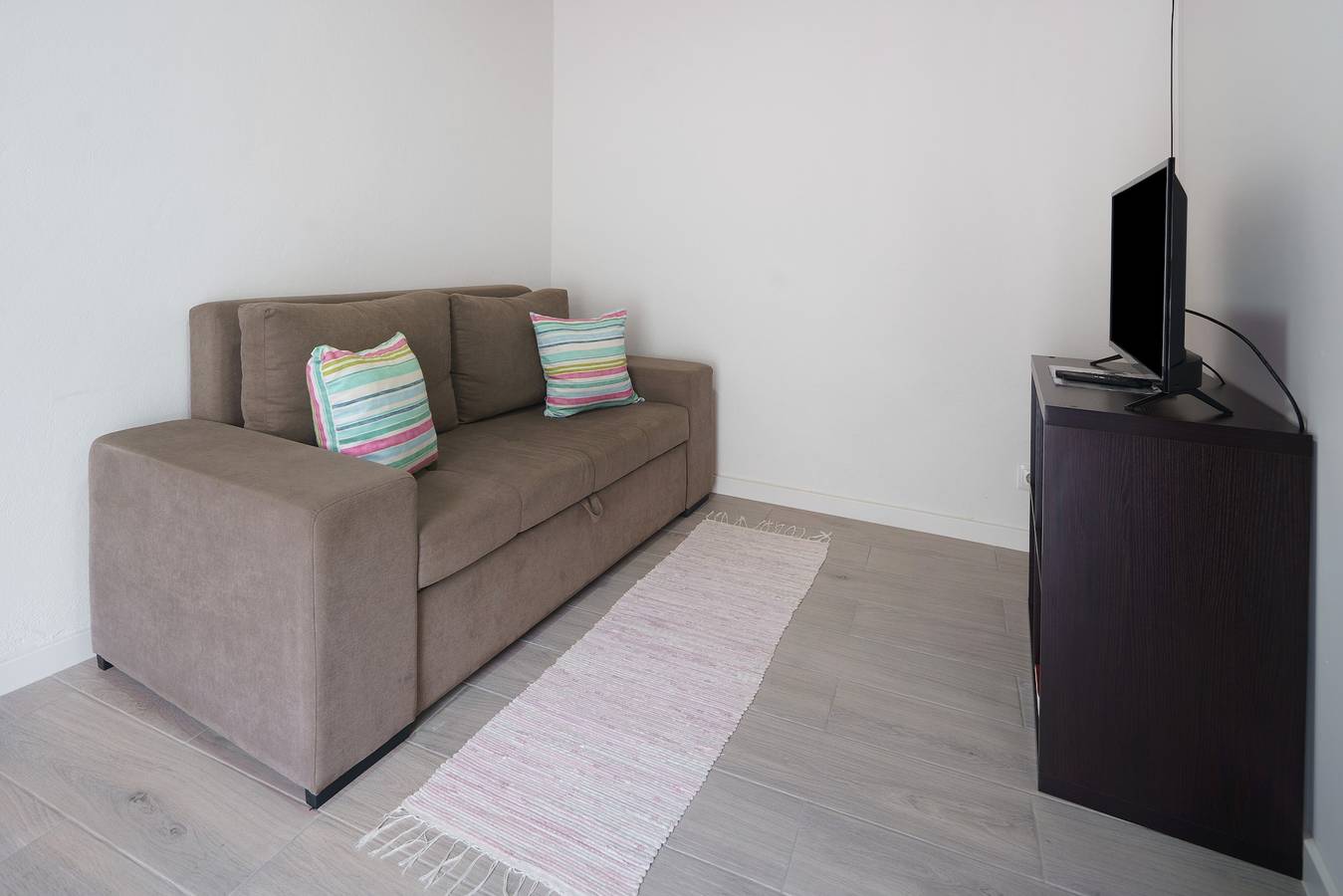 Vakantiehuis 'Casa Flor de Laranjeira' met gedeeld terras, wifi en airconditioning, foto 6