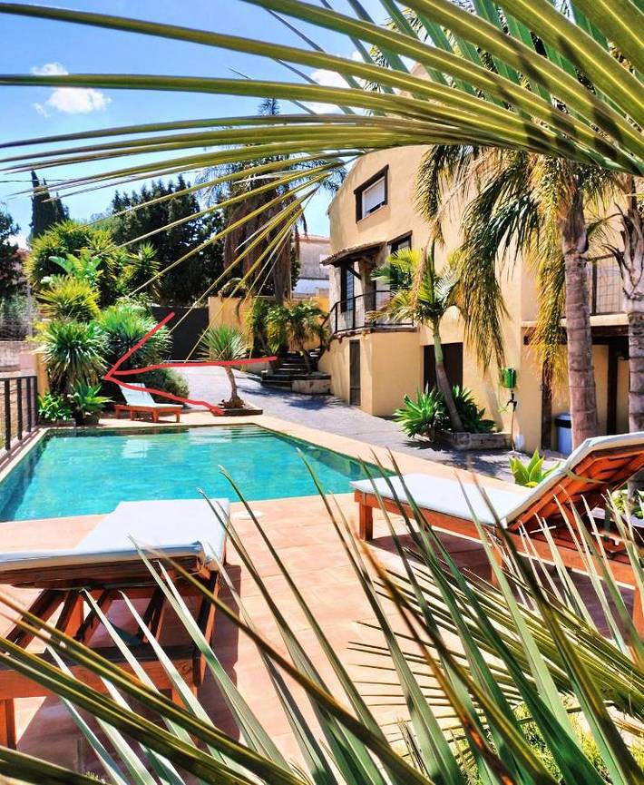 Chalet para 8 personas, con jardín además de piscina y jacuzzi, Familias con niños en Provincia de Valencia - 2