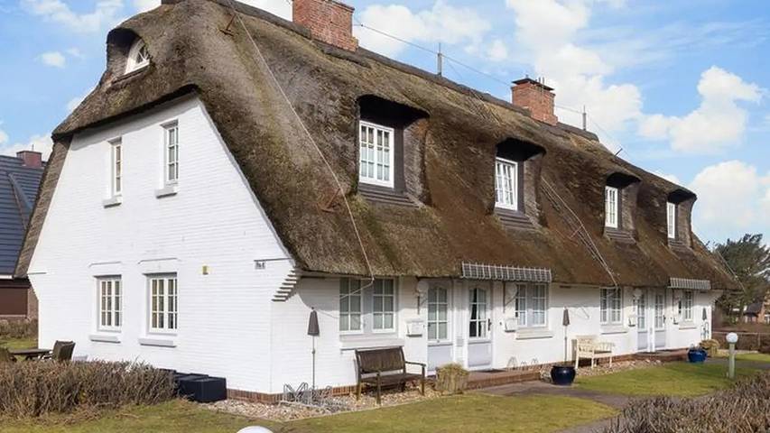 Ferienhaus mit Meerblick für 4 Personen, mit Terrasse und Garten