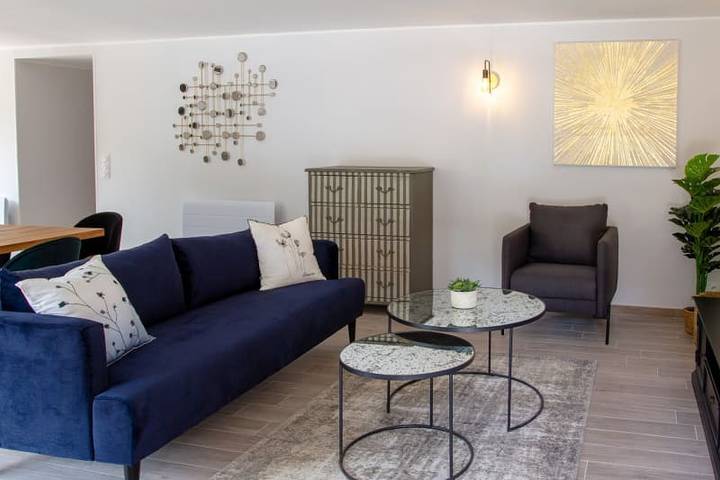 Gîte pour 6 personnes, avec sauna ainsi que terrasse et balcon/terrasse à Nant - 2