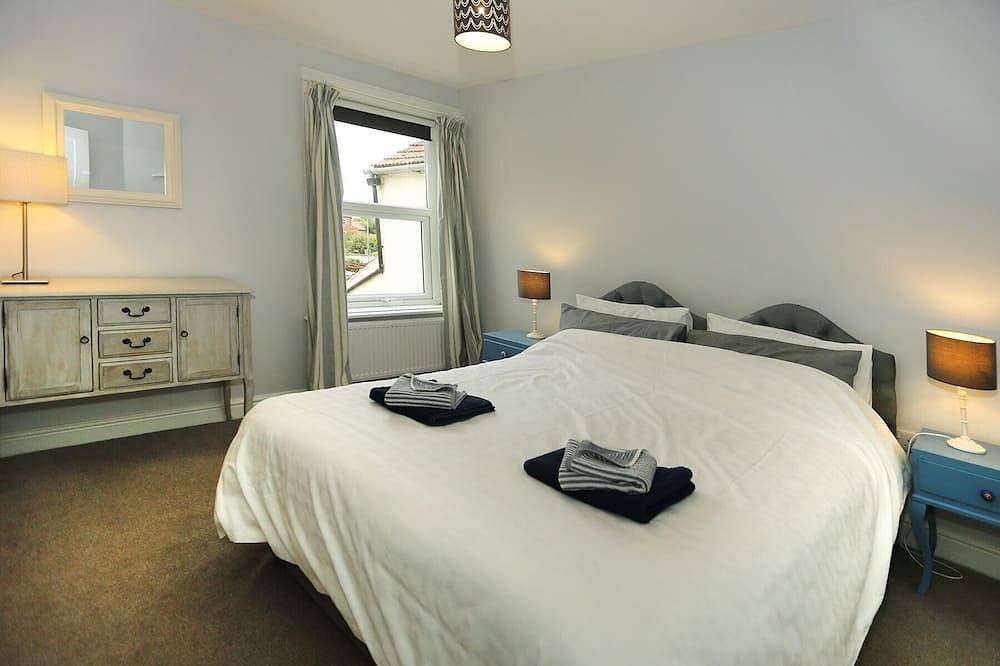 Dog friendly cottage moments from beautiful Winterton beach in Great Yarmouth, The Broads