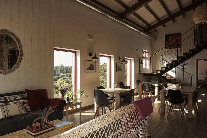 Gîte pour 2 personnes, avec jardin ainsi que vue et terrasse à Guitiriz