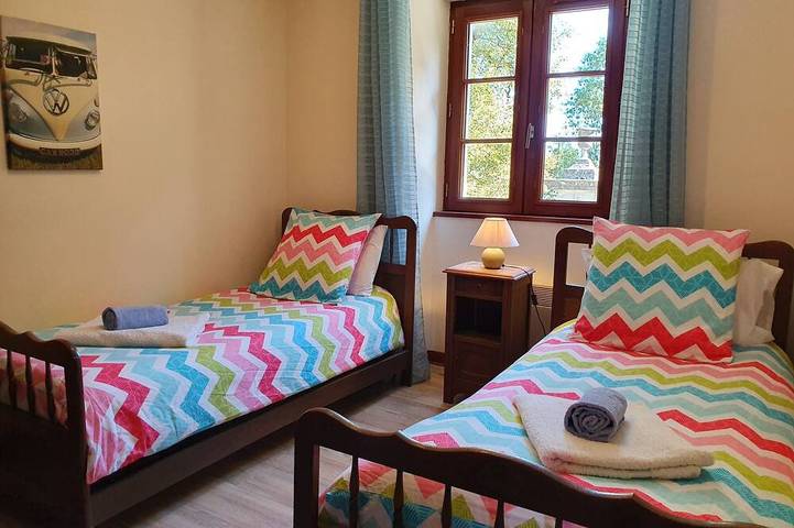 Gîte pour 4 personnes, avec piscine et jardin à Chef-Boutonne - 3