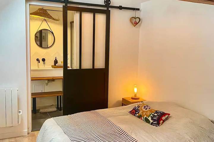 Gîte pour 2 personnes, avec jardin à Dammarie-les-Lys - 2