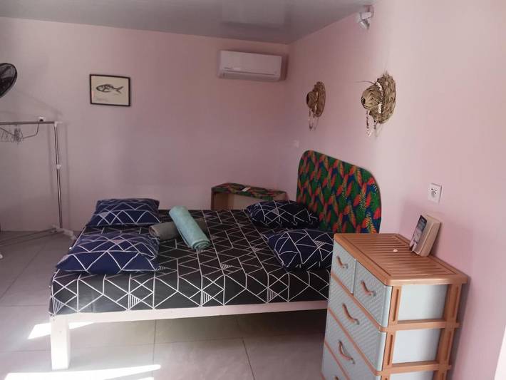 Location de vacances pour 3 personnes, avec jardin ainsi que terrasse et vue dans Fakarava - 2