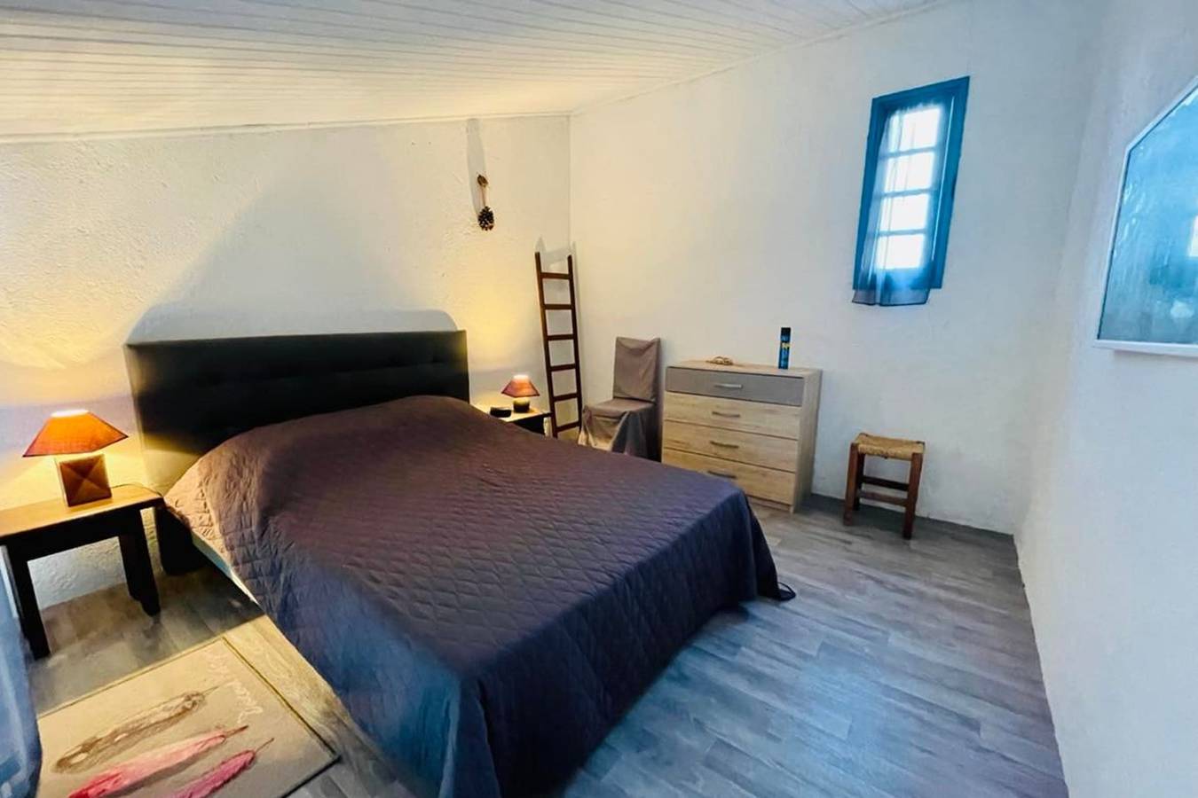 Ganze Wohnung, Ferienwohnung für 3 Personen mit Terrasse in Tiuccia, Calcatoggio
