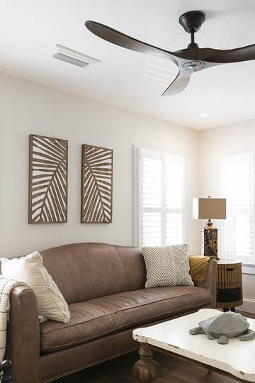 Vacation House for 3 Guests in Folly Beach, South Carolina Lowcountry, Picture 1