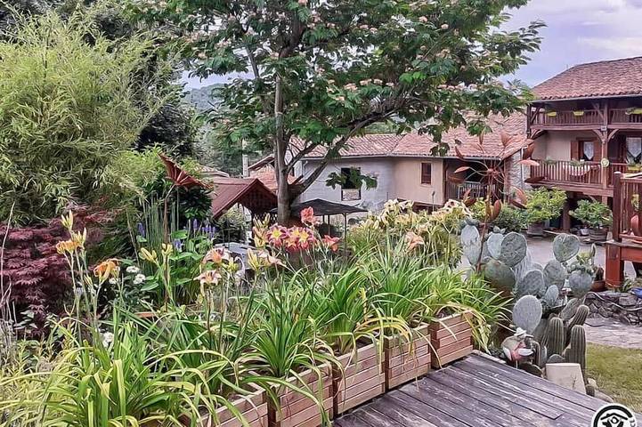 Location de vacances pour 3 personnes, avec Balcon et Jardin dans Montespan