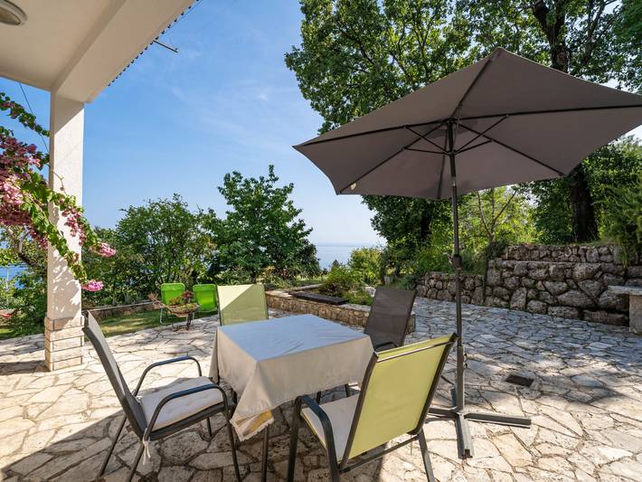 Ferienwohnung für 3 Personen, mit Terrasse und Garten sowie Ausblick in Opatija Riviera - 2
