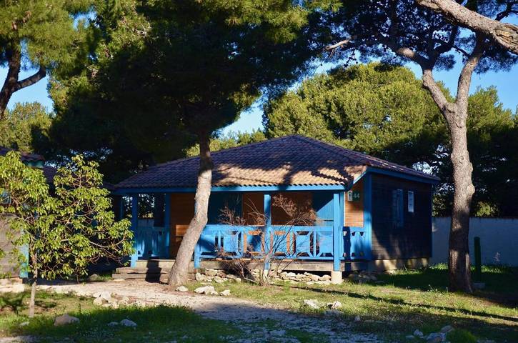 Location de vacances pour 2 personnes, avec jardin et piscine dans Carro - 4