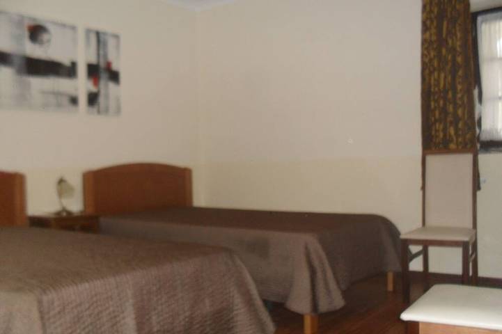 Gîte pour 8 personnes, avec jardin à Alcobaça - 3