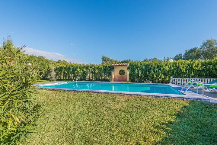 Hibiscus - Villa tradicional con piscina privada y hermoso jardín. Wifi Gratis in Crestatx, Sa Pobla