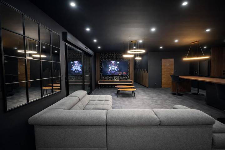 Villa pour 9 personnes, avec jacuzzi ainsi que piscine et jardin dans les Ardennes - 2