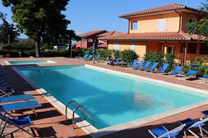 Ferienwohnung für 3 Personen, mit Pool