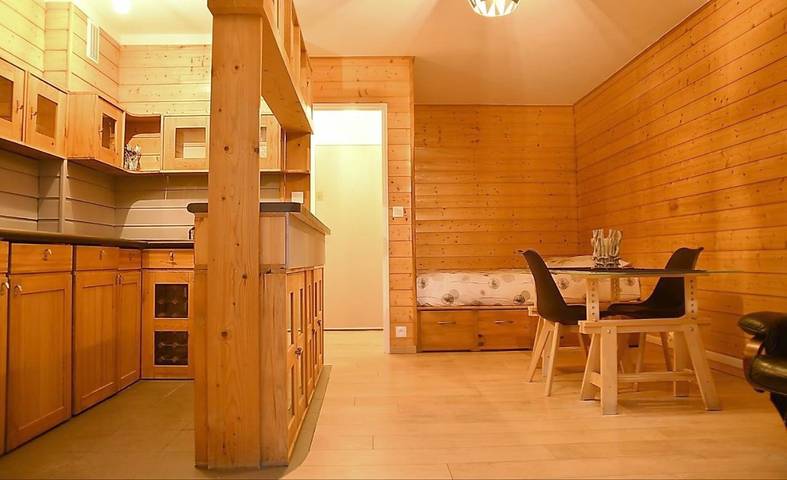 Location de vacances pour 2 personnes, avec Balcon ainsi que Terrasse et Vue à Montgeron