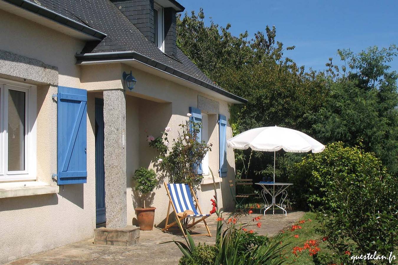 Gîte de Questélan - La Maison Bleue in Riec-sur-Bélon, Région de Quimper