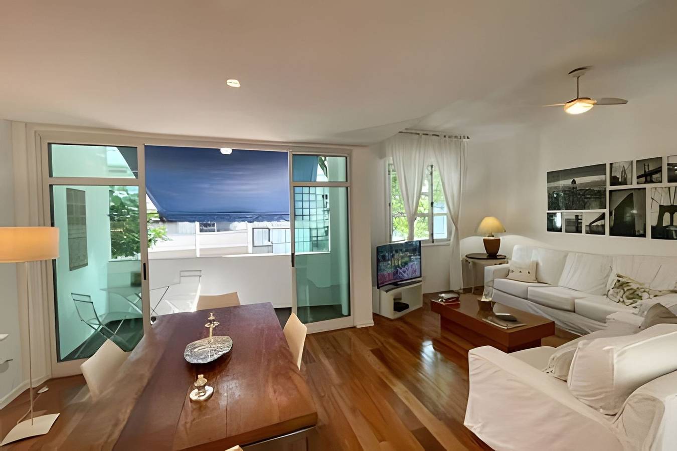 Entire apartment, Charming 2-bedroom apartment with balcony in Ipanema, Rio de Janeiro