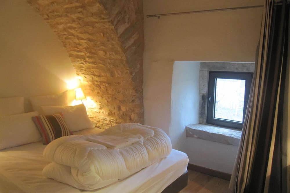 Gîte caussenard 4 * between Aveyron and Lozère in La Tieule, Région de Mende