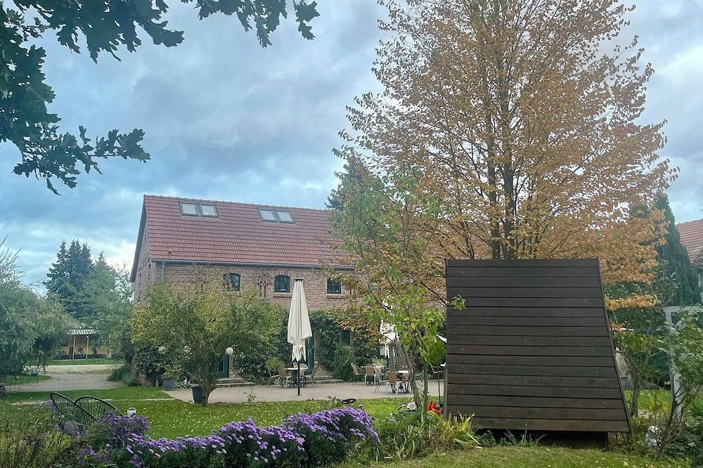 Perlenflieder - Gemütliches Apartment auf dem Land im Fliederhof Stücken in Michendorf, Mittelmark