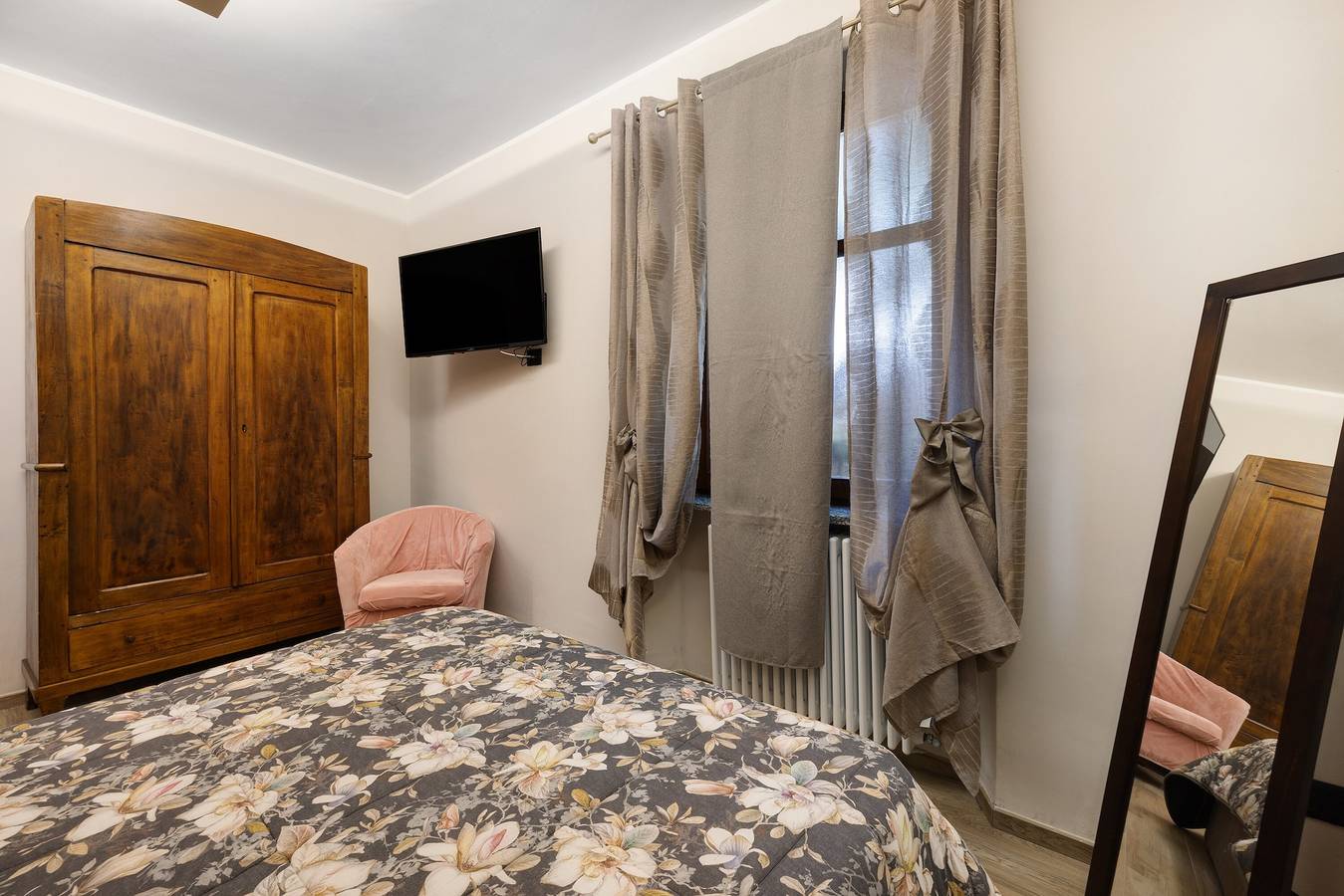 Appartement 'Pietra' met Uitzicht op de Bergen, Gedeeld Zwembad en Privé Terras, foto 10
