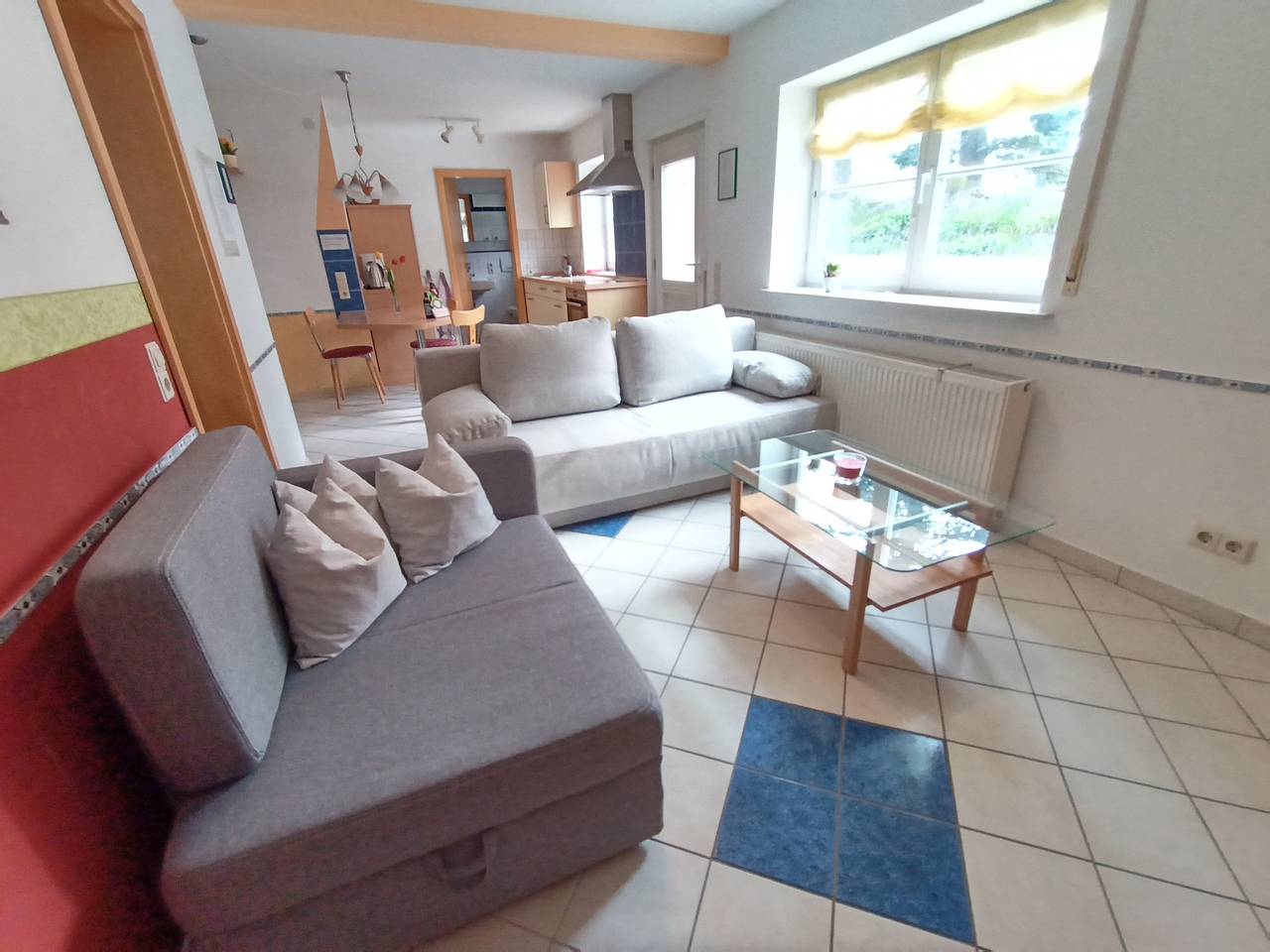 Apartamento vacacional entero, Apartamento de vacaciones para 5 personas con terraza in Tettnang, Region Bodensee-Oberschwaben