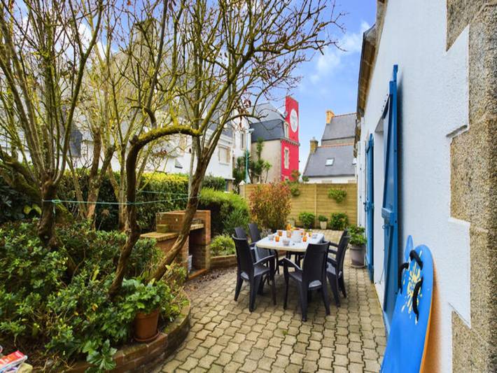 Gîte pour 7 personnes, avec terrasse, adapté aux familles dans Plage Lehan