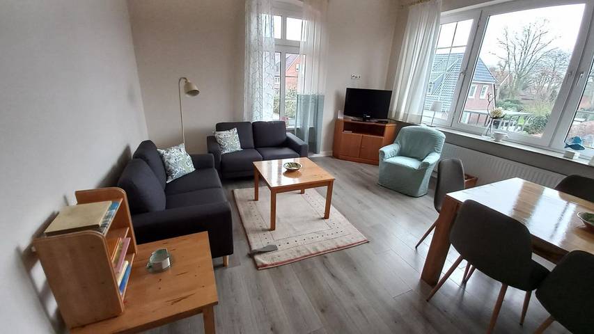 Ferienwohnung für 6 Personen, mit Balkon in Dornum (Stadt)