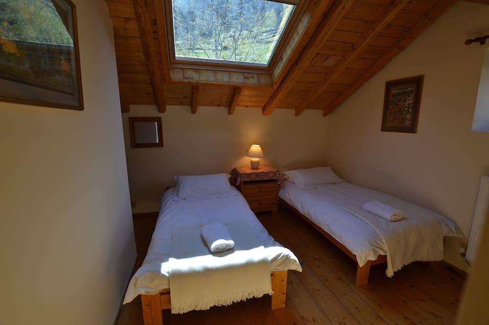 Ruim chalet op loopafstand van gondel voor winter en zomer in Vallorcine in Vallorcine, Mont Blanc-massief
