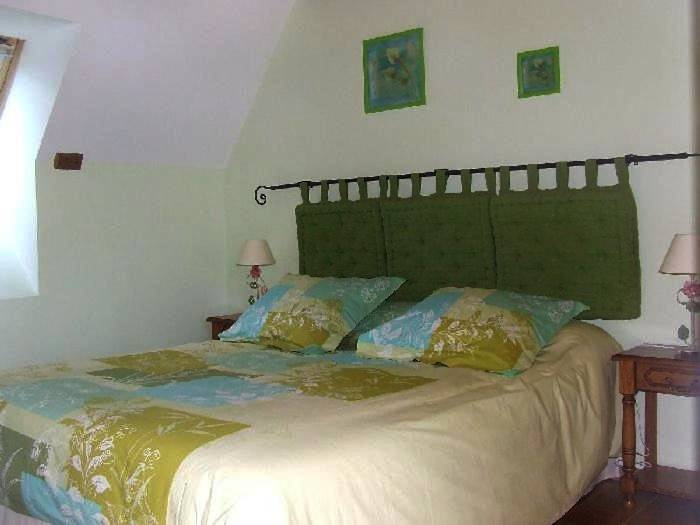 Location de vacances pour 8 personnes, avec jardin à Vebret - 2