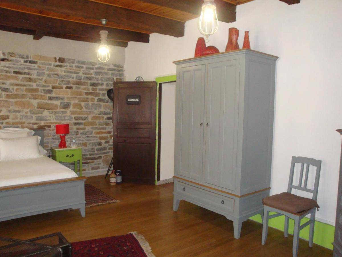 Single Room with Garden View in Cordes-sur-Ciel, Région d'Albi