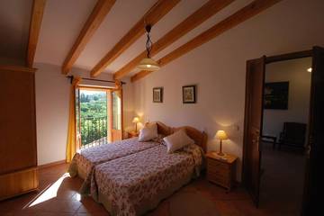 Finca Für Gruppen für 10 Personen in L'Horta, Sóller, Bild 3