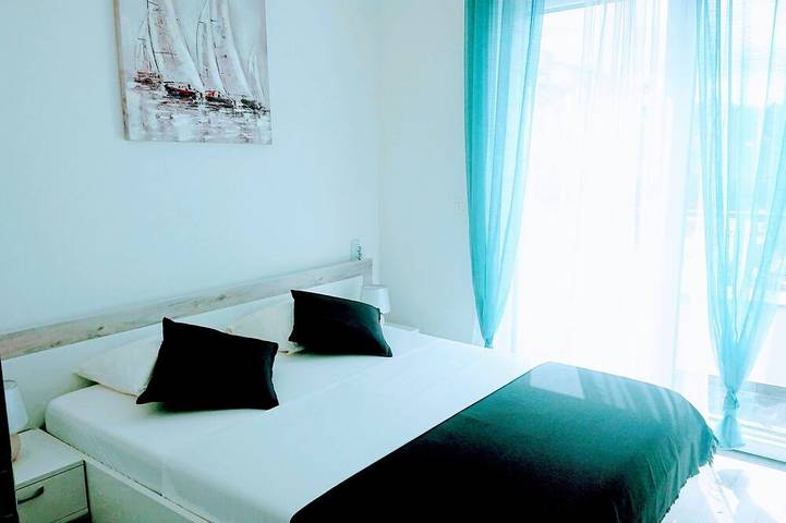 Villa für 4 Personen, mit Balkon in Starigrad Paklenica - 3