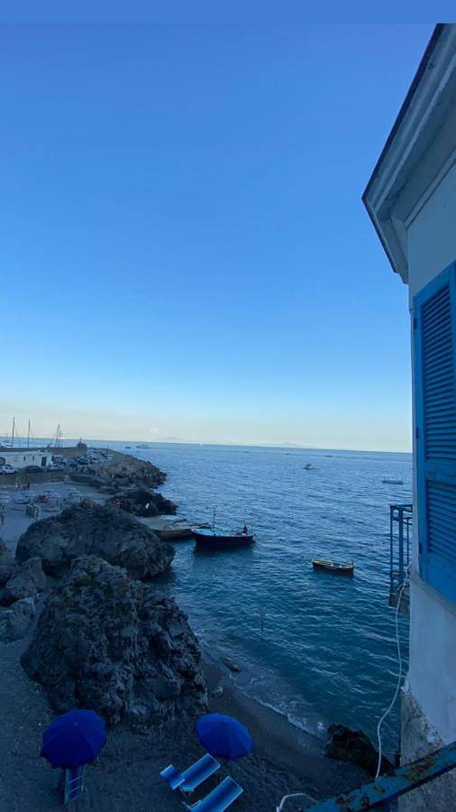 Rada Azzurra in Amalfi, Sorrento Coast