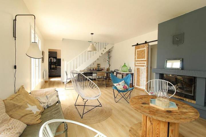 Location de vacances pour 8 personnes, avec jardin et vue dans Plage de Sciotot - 4