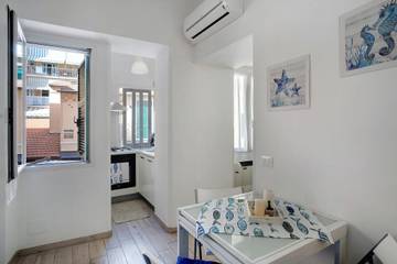 Vacation Rental for 3 Guests in Imperia, Ligurian Alps, Picture 3
