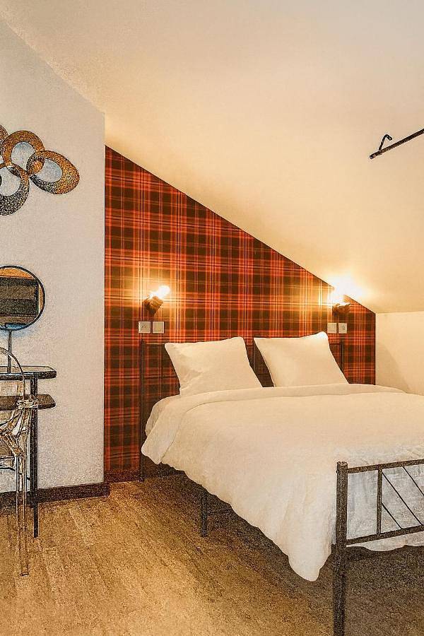 Gîte pour 8 personnes, avec vue et jardin, animaux acceptés à Barraux - 4