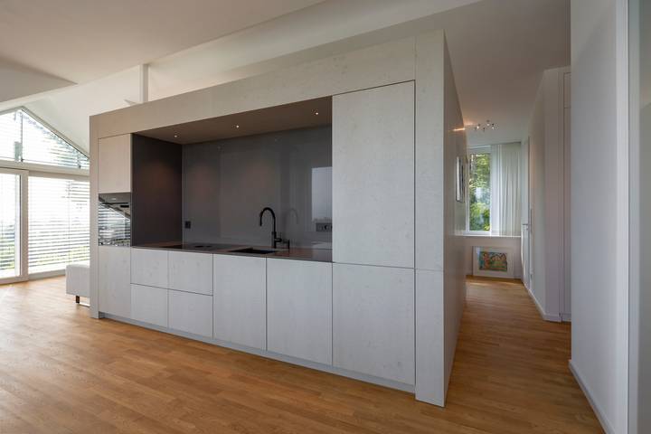 Entire apartment, Apartment 'Müller' with Lake View, Wi-Fi and Air Conditioning in Friedrichshafen, Region Bodensee-Oberschwaben