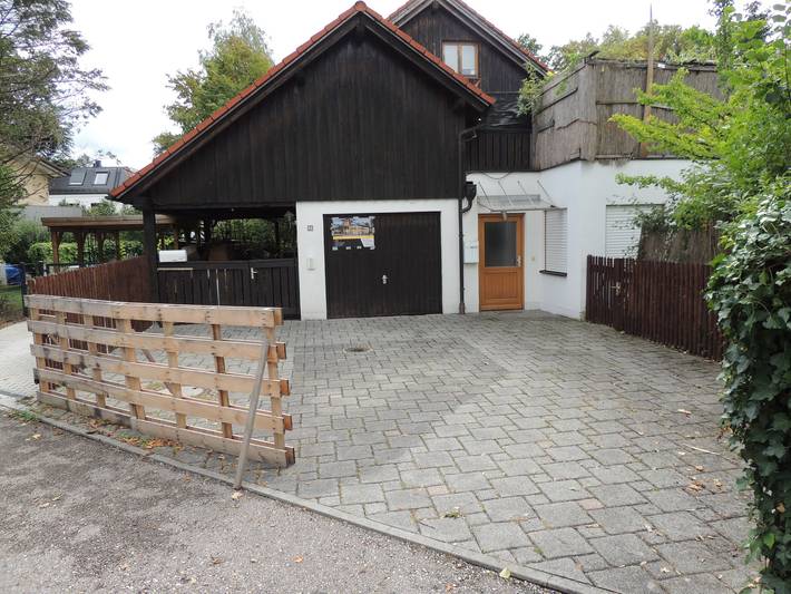 Studio entier, Studio 'Milchtütenzimmer - Upcycling' avec terrasse partagée et Wi-Fi in Grünwald (Bavière), Arrondissement de Munich