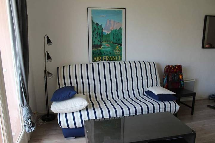 Gîte pour 4 personnes, avec piscine et balcon dans Office De Tourisme De La Croix Valmer - 4